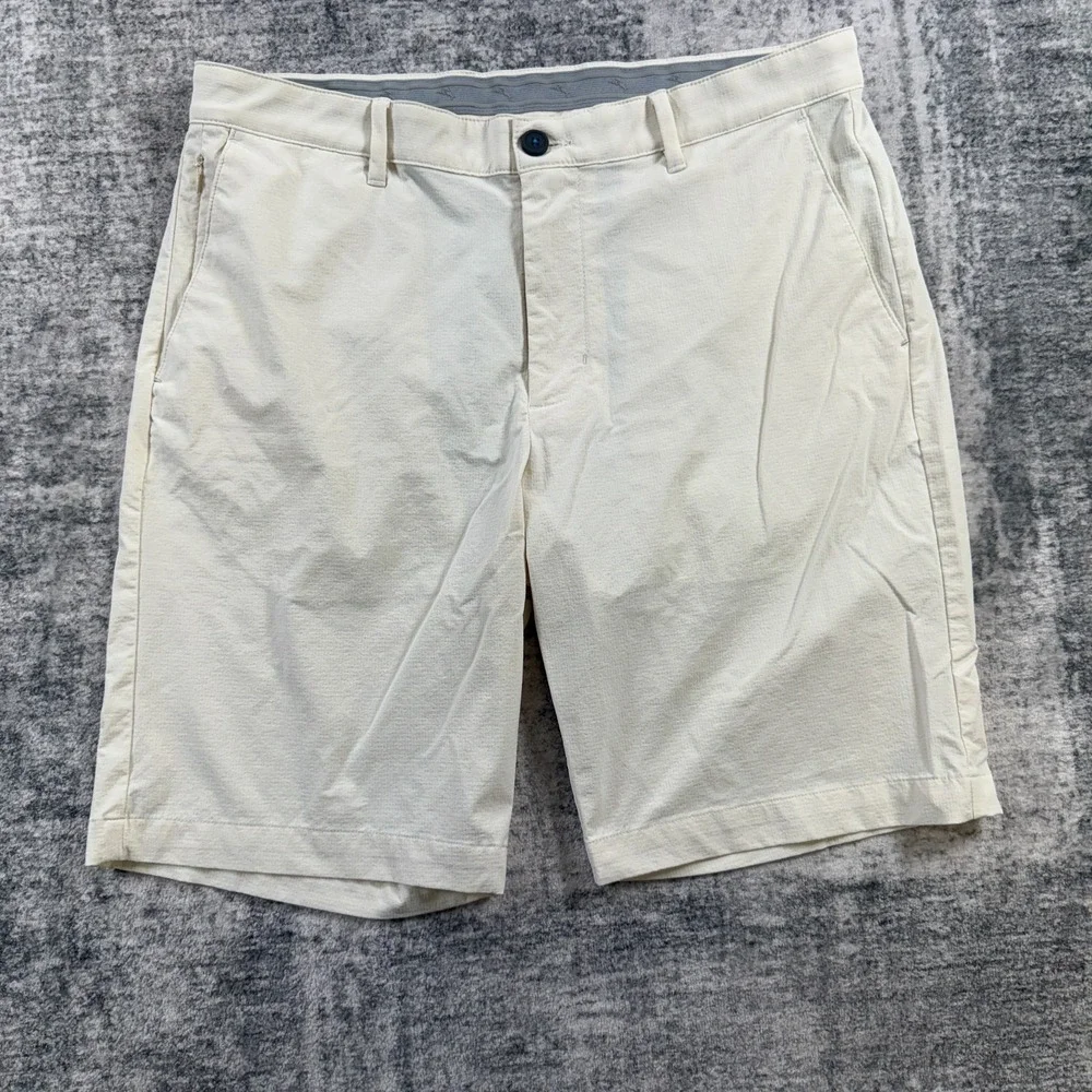 Tommy Bahama Chip Shot Golf Shorts Mens 34 Cream Performance Ripstop Chino